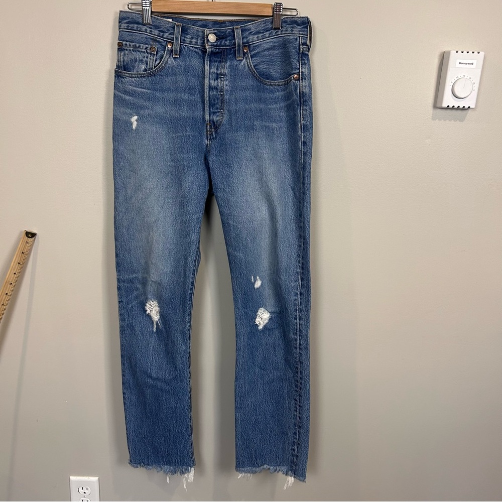 Levis 501 Jeans Womens 27X30 Button‎ Fly Distressed Denim Blue Raw Hem Med Wash